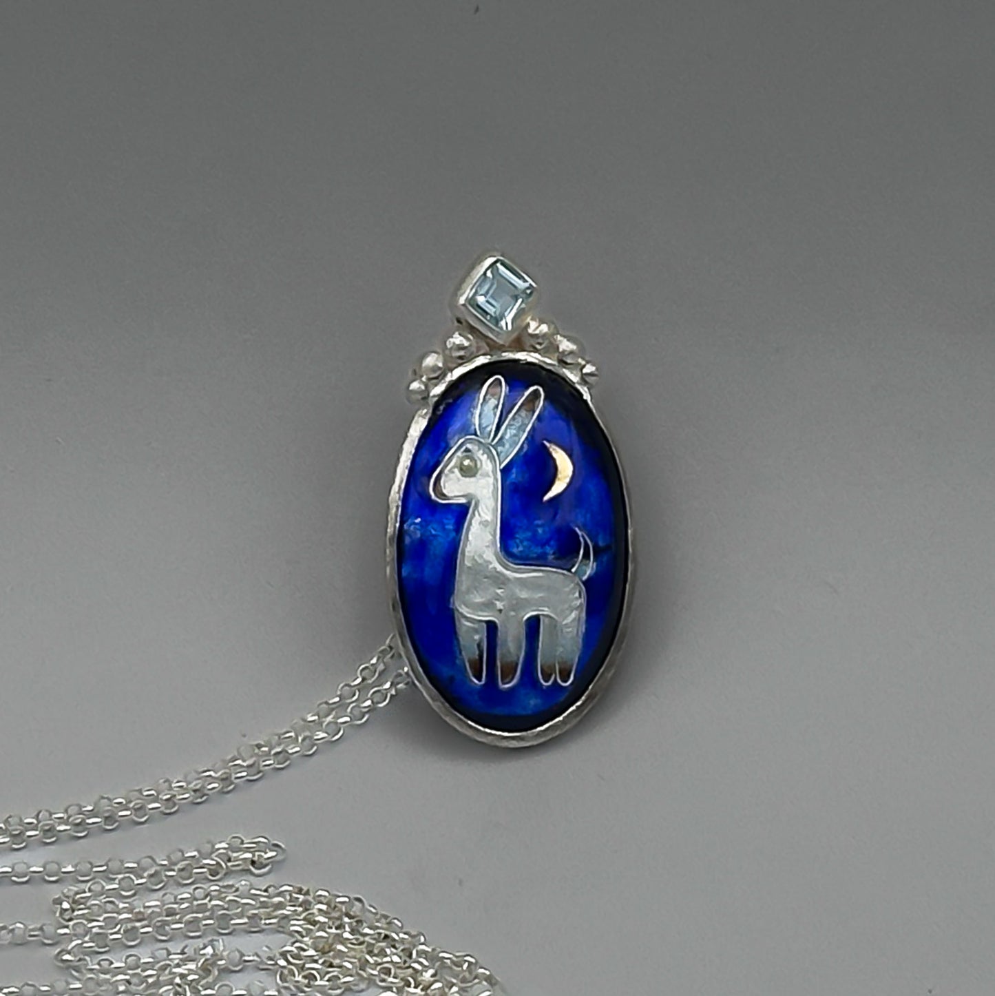 Little Deer at Night Pendant Necklace - Vitreous enamel, 24k Gold in Silver