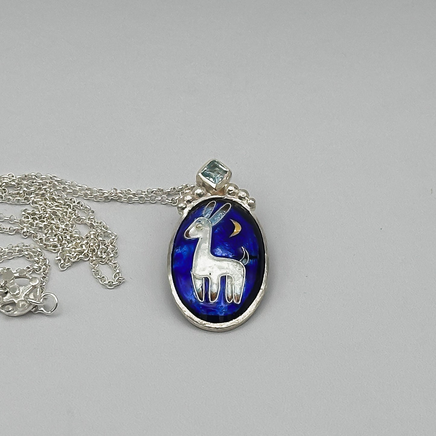 Little Deer at Night Pendant Necklace - Vitreous enamel, 24k Gold in Silver