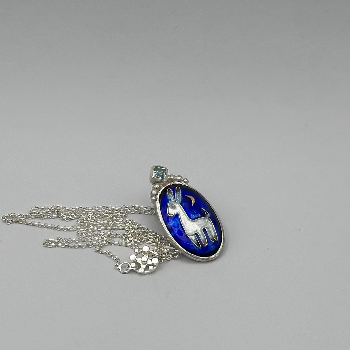 Little Deer at Night Pendant Necklace - Vitreous enamel, 24k Gold in Silver