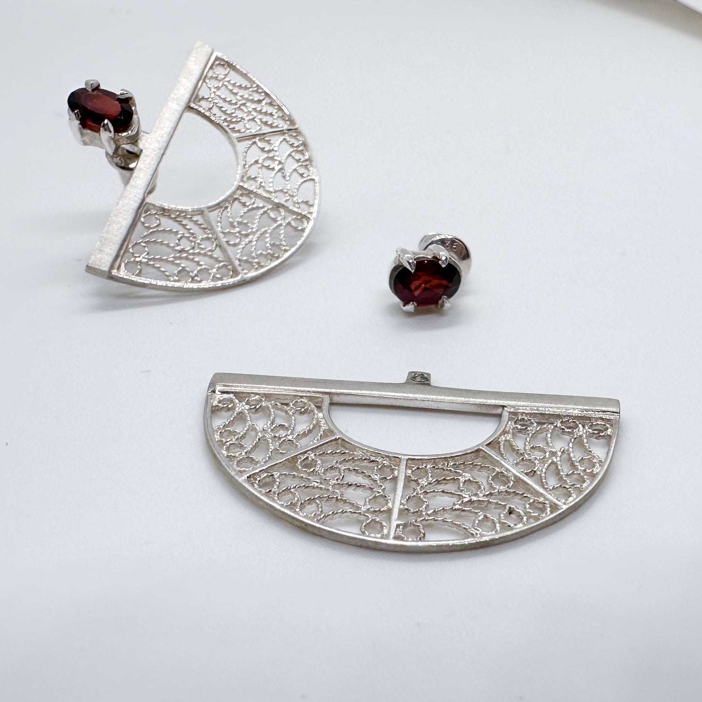 SOL 180 Ear Jackets – Garnet & Filigree in Sterling Silver