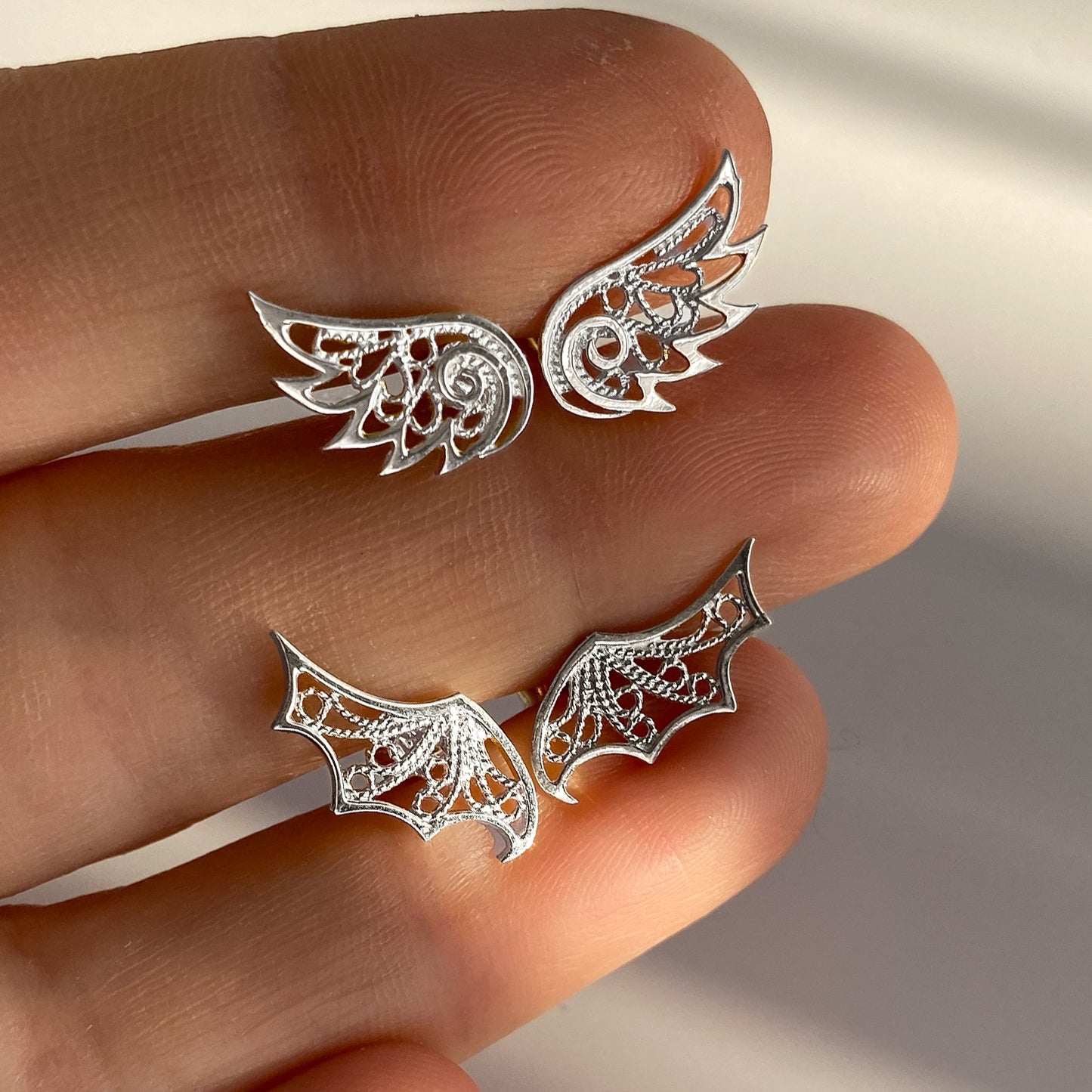 Devolo Wing Studs - Filigree in Silver