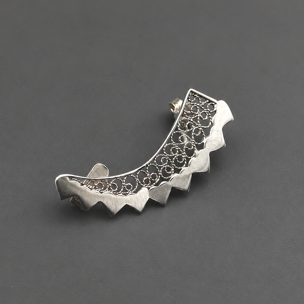 Damiel Ear Cuff – Filigree in Silver